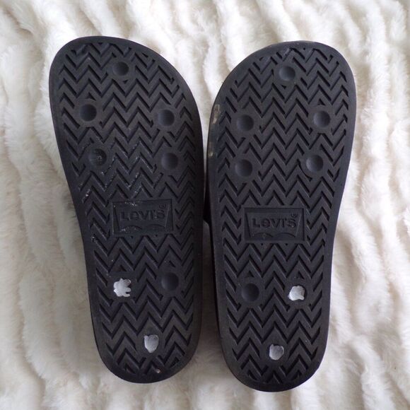 Levi's platform slides 9.5 - Picture 8 of 8